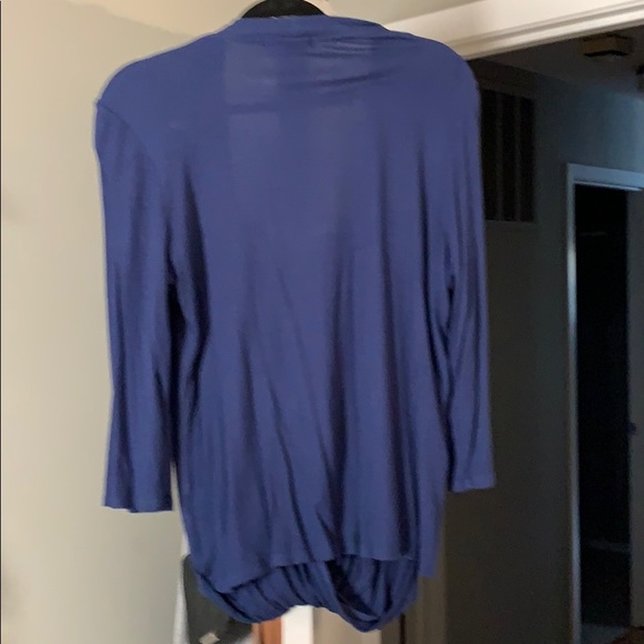 Layla Jayde wrap top - Picture 3 of 3